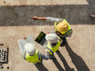 Brownfield vs. Greenfield: Which Land Type Is More Advantageous for Industrial Hall Development Today?